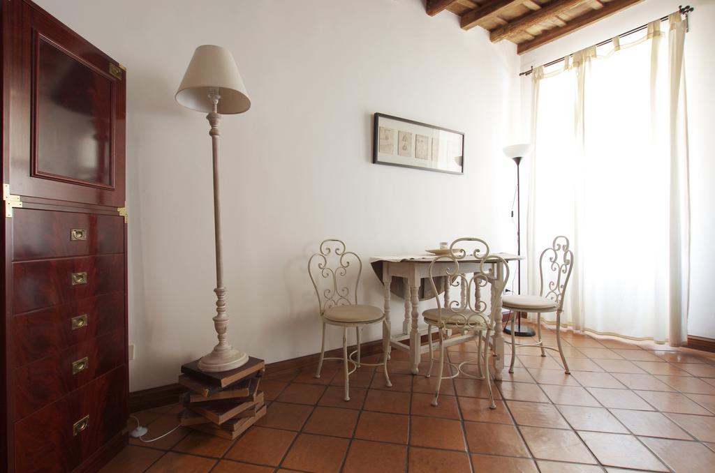 Vacanze Romane Centro Storico Trastevere Apartment Room photo